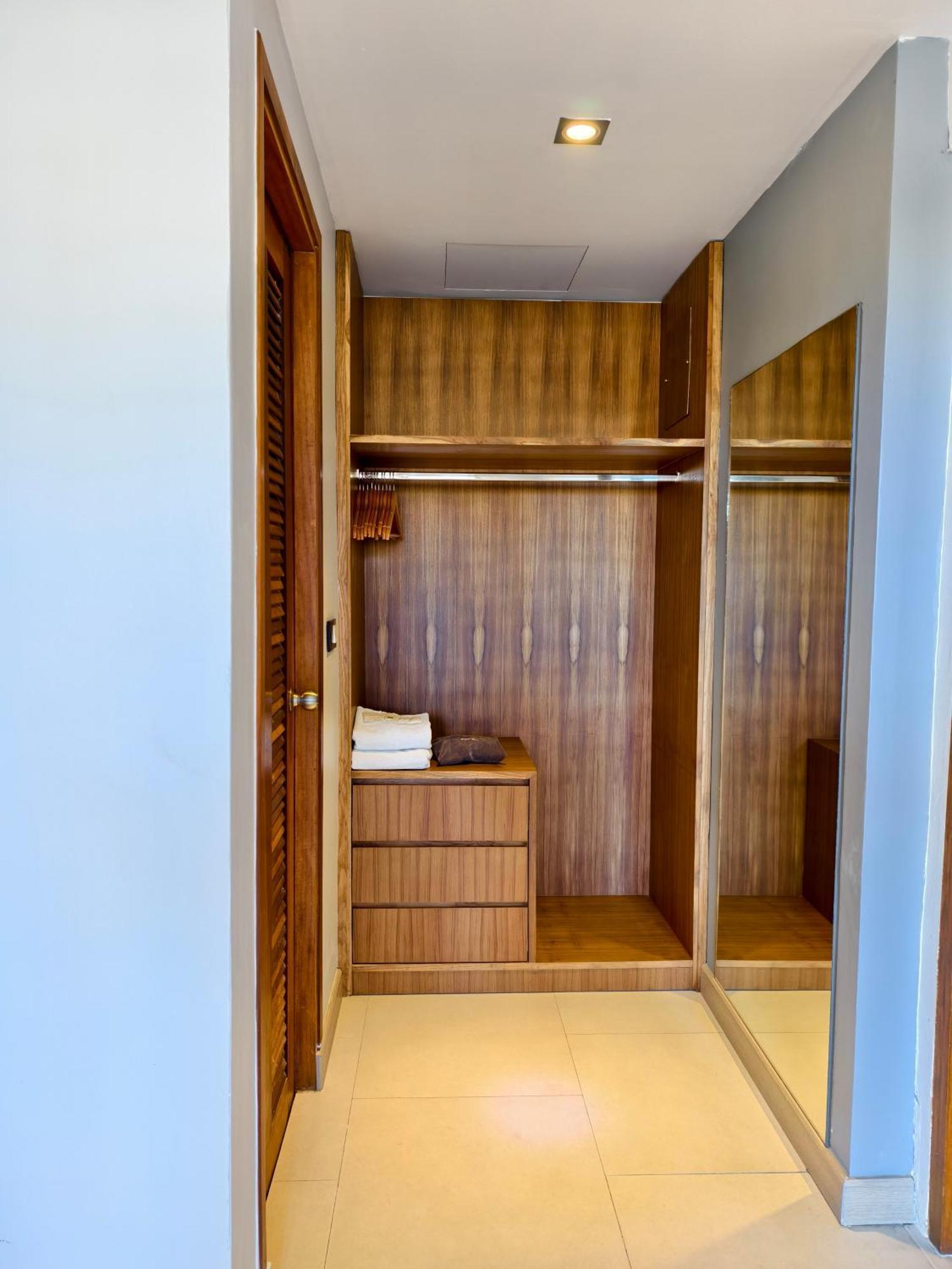 Lek Lek Samui Room X Coffee Bar Chaweng  Exterior foto